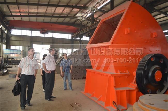 鼎力破碎機(jī)遠(yuǎn)銷外