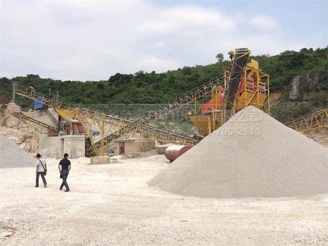 廣西桂林時產300噸石料生產線現(xiàn)場